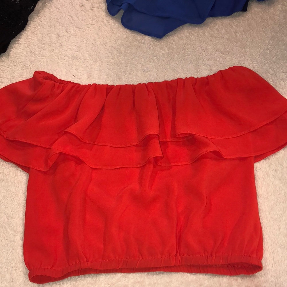 Over the shoulder top